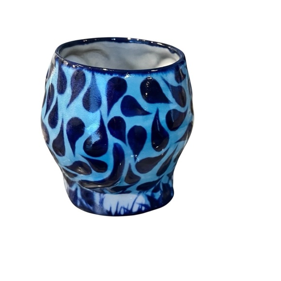 Signed Mexico Dimensional Blue Elephant Mug Signed Guate - Picture 7 of 13